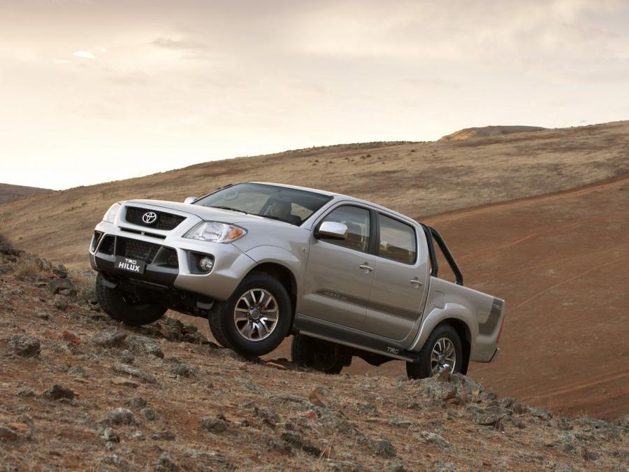  Toyota Hilux by TRD 2008 года  (фото 15 из 17)